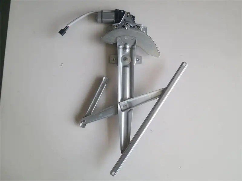 MGA 32153 Ön Cam Krikosu (Sol) 8973500030WM