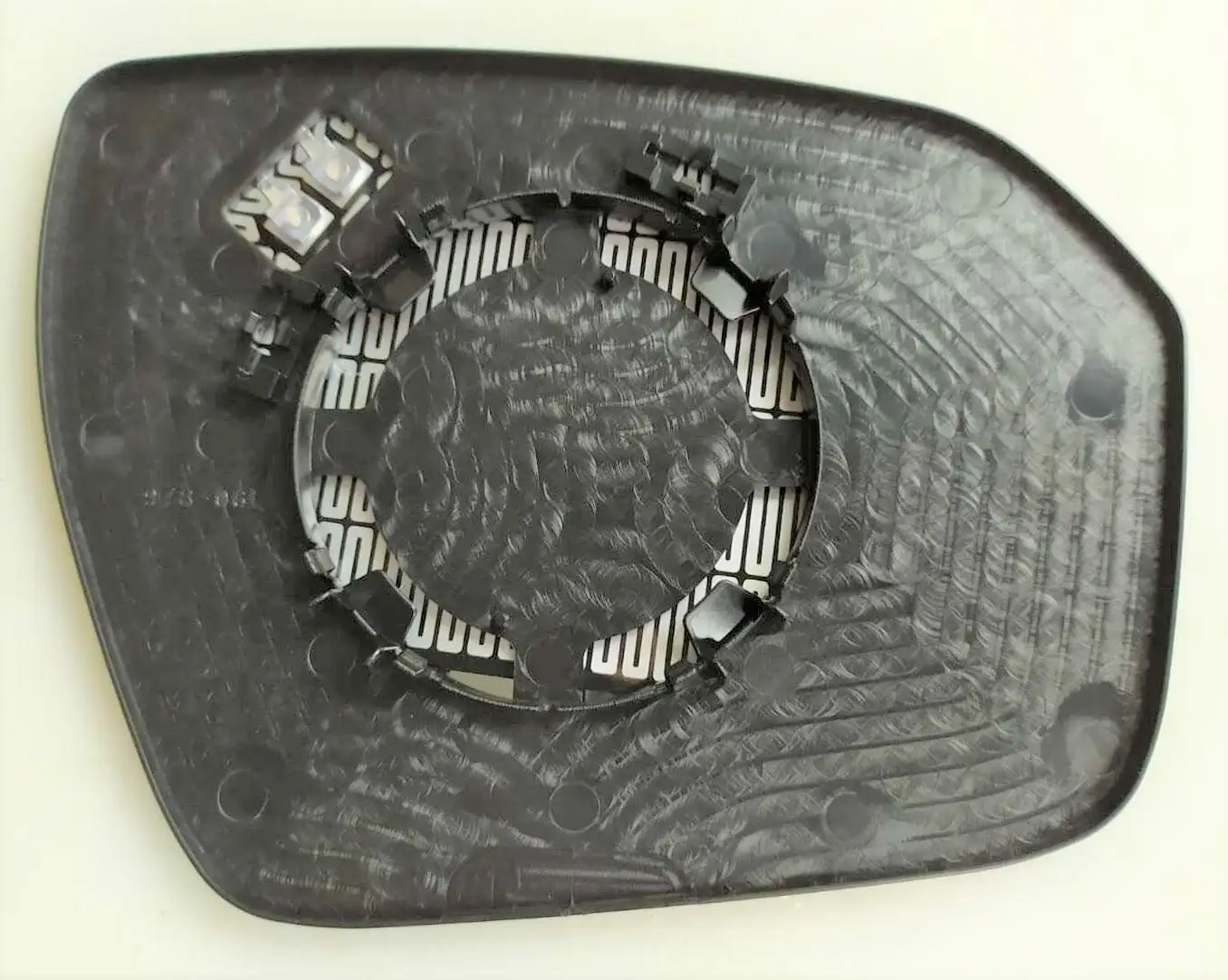 ART MG014.4506 Dış Ayna Camı (Sol) LR025209